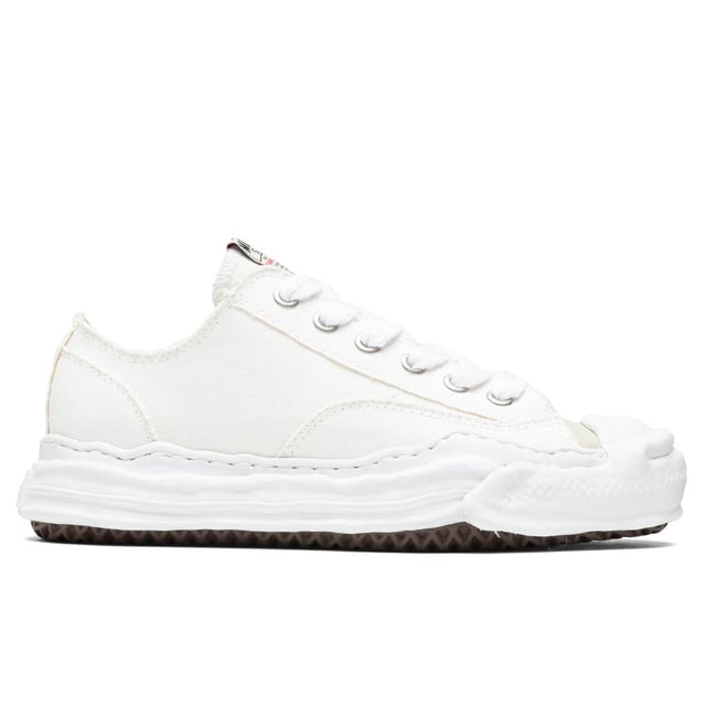 Hank Low OG Sole Toe Cap Canvas Sneaker - White | MMY – Feature