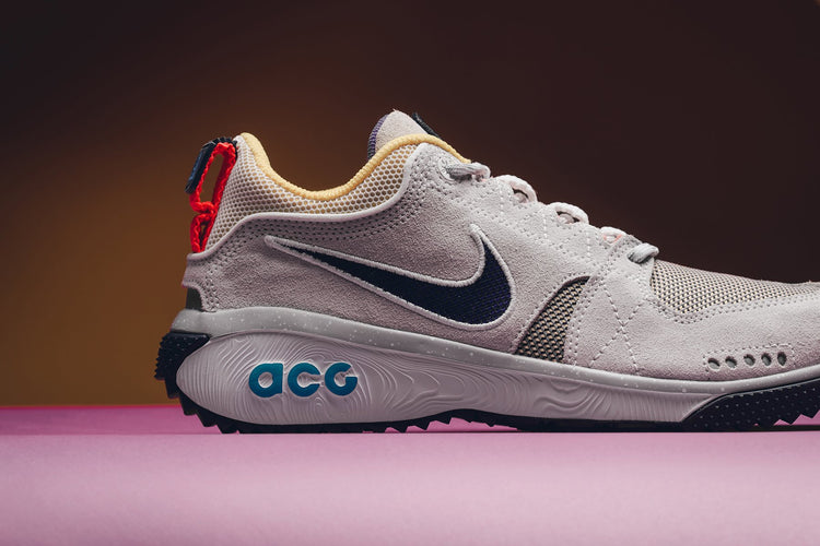 ACG Dog Mountain - Summit White/Black-Laser Orange – Feature display picture 3