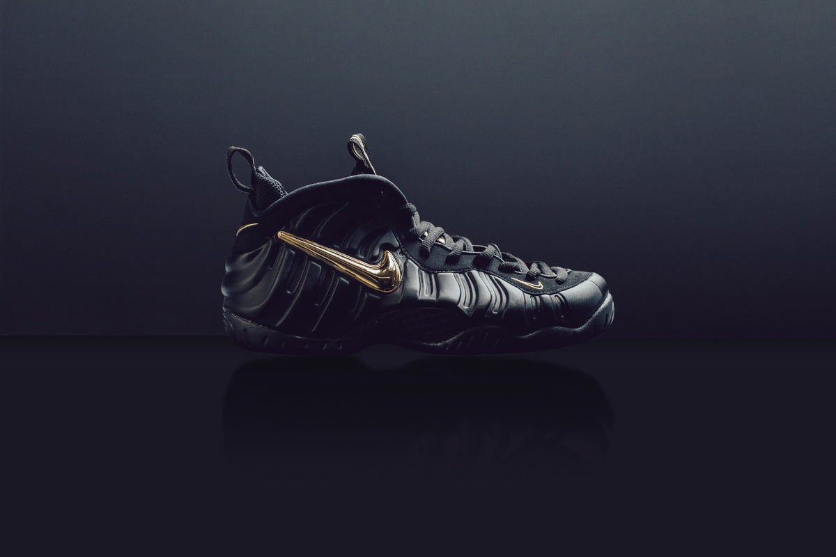Nike Air Foamposite Pro Shoes Mens Size 10 Black Gold Basketball Sneakers Nike Air Foamposite Pro Black Metallic Gold Sneaker Review +  main image 3