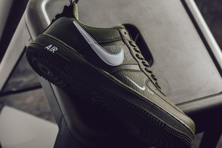 nike air force lv8 olive