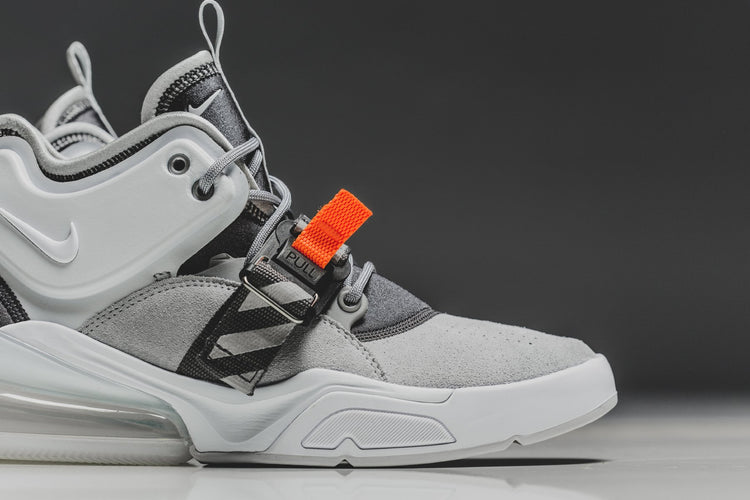 Shoe Grey And White Air Force 270 Nike Mens Air Force Edge  display picture 1