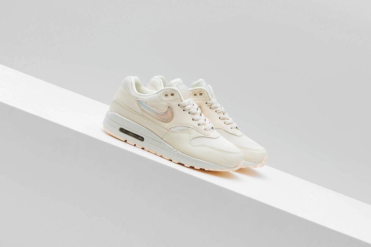featuredrelease -preordertop- -preorder1-