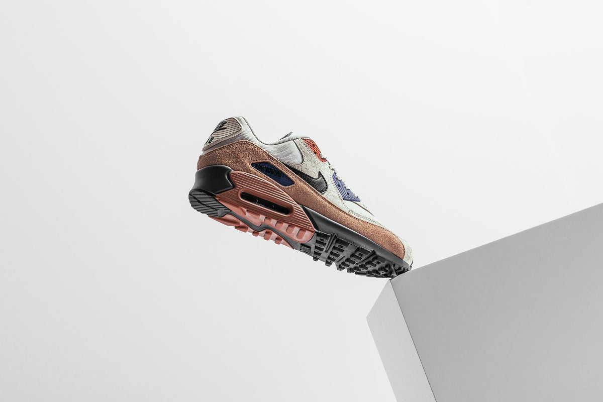 Air Max 90 NRG - Desert Sand/Black/Desert Dust – Feature