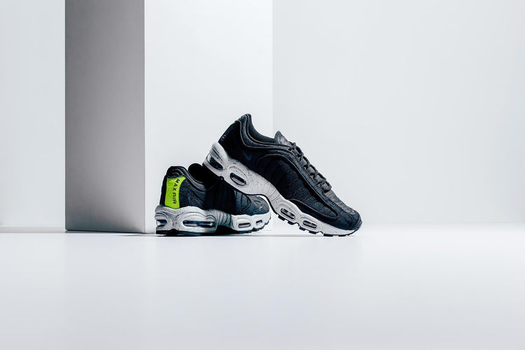 Air Max Tailwind IV SP - Black/Wolf Grey/Volt – Feature display picture 2