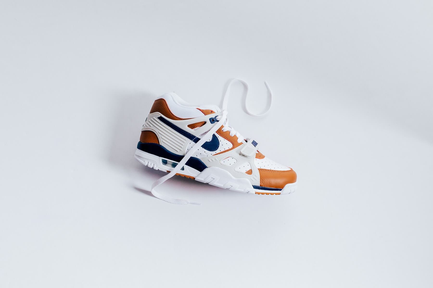 medicine ball nike air trainer