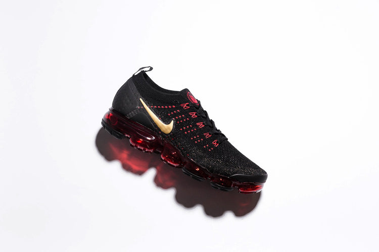 Nike Air VaporMax Flyknit 2 CNY Year of Pig BQ7036-001 Mens 8.5 Black Red Gold Nike Air VaporMax 2 Flyknit  main image 4