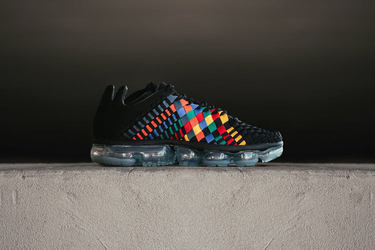 vapor max laser orange