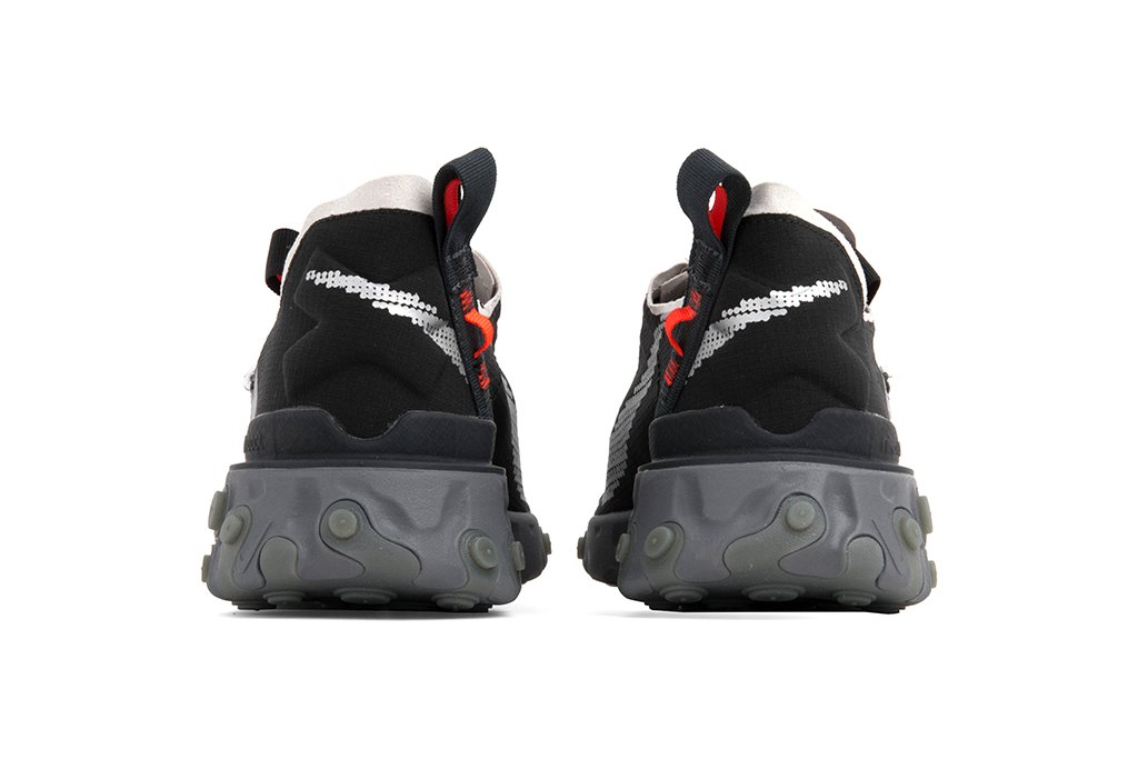 nike react wr ispa black & metallic silver