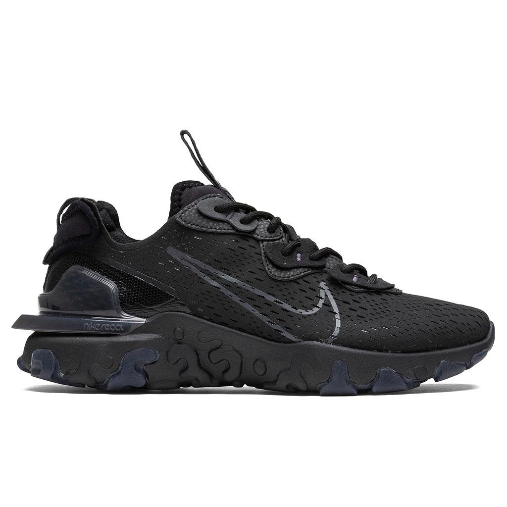 triple black nike react vision
