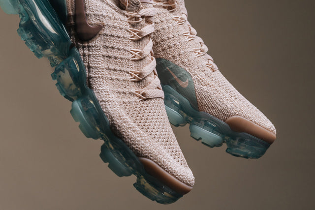 vapormax flyknit 2 particle beige