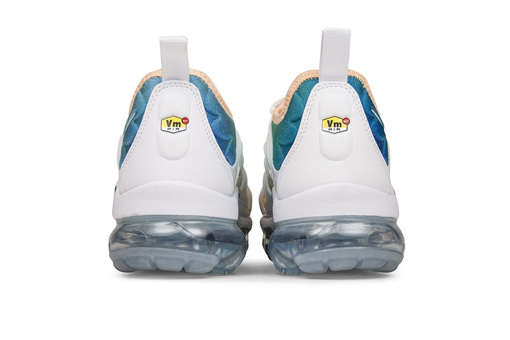 nike air vapormax plus white womens