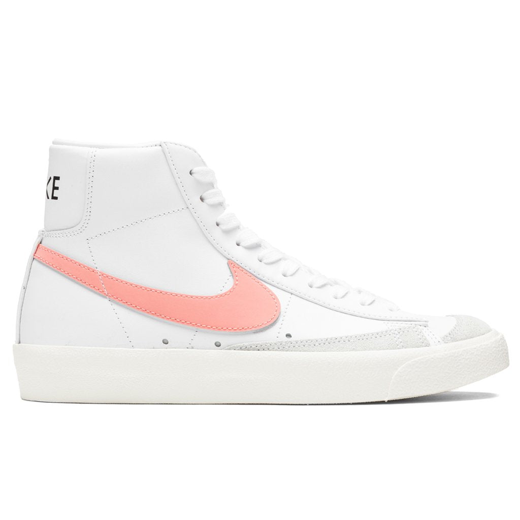 Women's Blazer Mid '77 - White/Atomic Pink/Hyper Crimson – Feature