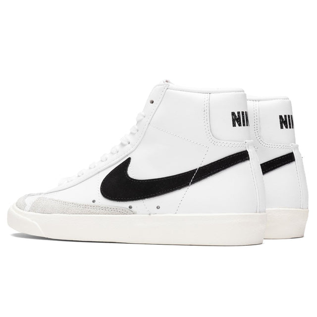 blazer mid 77 white black sail