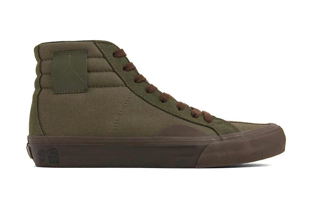 VANS VAULT X タカ・ハヤシ スタイル238 LX - ストーングレー Vault x タカ ハヤシ スタイル 238 LX - ストーン グレー – Feature